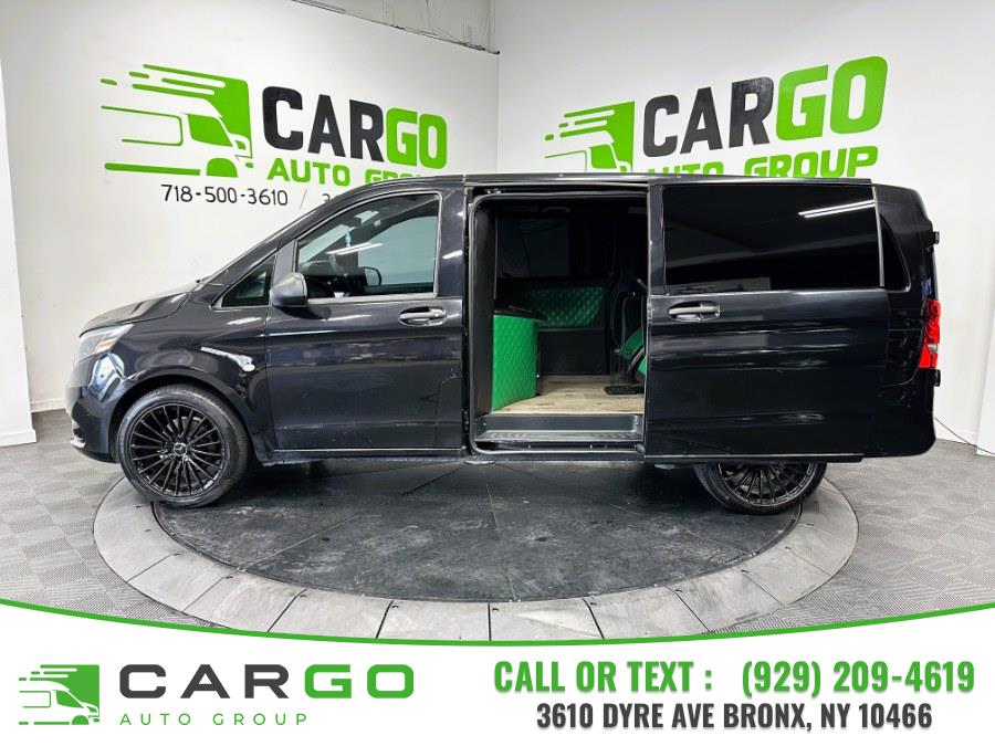 Used 2017 Mercedes-Benz Metris Passenger Van in Bronx, New York | Cargo Auto Group LLC. Bronx, New York