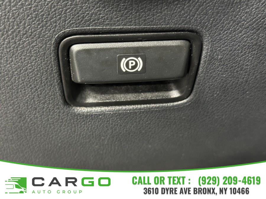 2017 Mercedes-Benz Metris Passenger Van Standard Roof 126" Wheelbase, available for sale in Bronx, New York | Cargo Auto Group LLC. Bronx, New York 2017 Mercedes-Benz Metris Passenger Van Standard Roof 126" Wheelbase, available for sale in Bronx, New York | Cargo Auto Group LLC. Bronx, New York