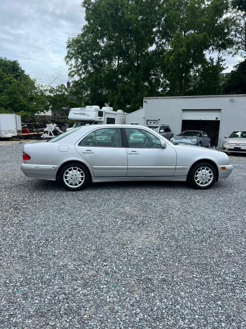 2001 Mercedes-Benz E-Class E320 4Matic photo 5