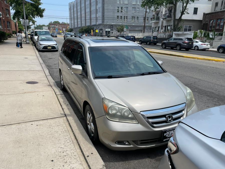 2005 Honda Odyssey EX-L AT with RES, available for sale in Jersey City, New Jersey | Zettes Auto Mall. Jersey City, New Jersey 2005 Honda Odyssey EX-L AT with RES, available for sale in Jersey City, New Jersey | Zettes Auto Mall. Jersey City, New Jersey
