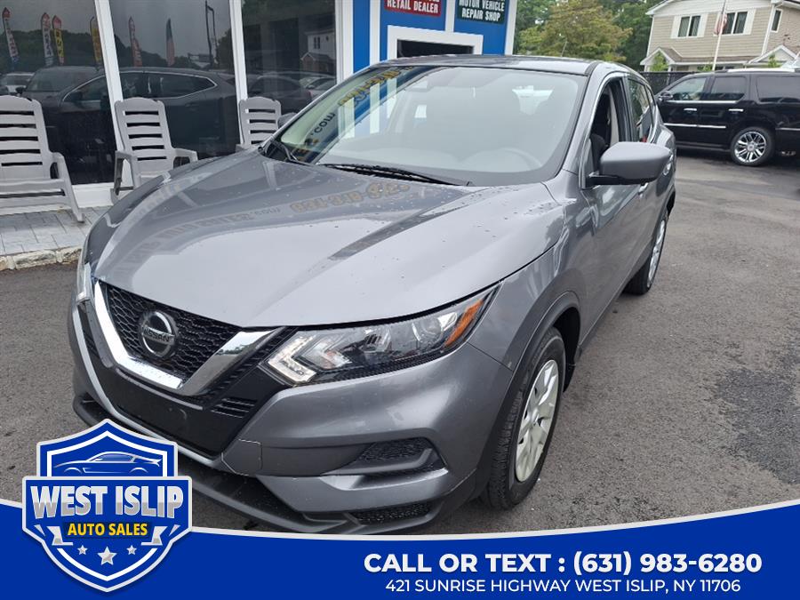 Used 2020 Nissan Rogue Sport in West Islip, New York | West Islip Auto Sales. West Islip, New York