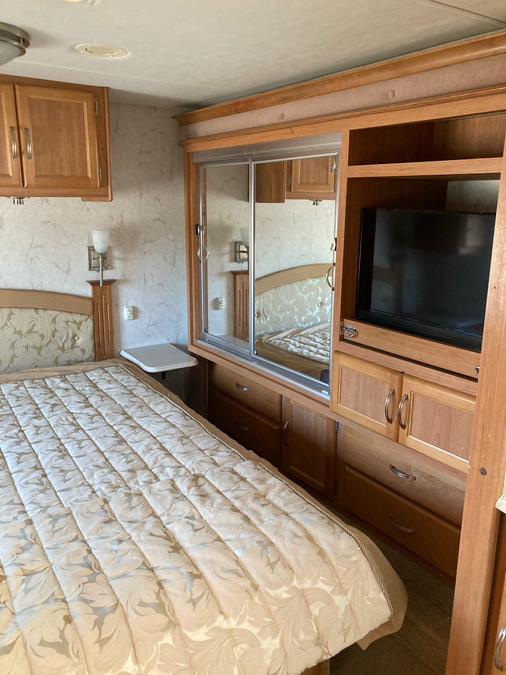2007 NATIONAL TROPICAL 340, available for sale in Bronx, New York | Carwink USA. Bronx, New York 2007 NATIONAL TROPICAL 340, available for sale in Bronx, New York | Carwink USA. Bronx, New York