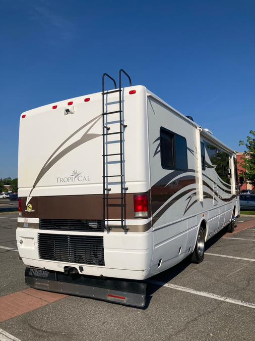 2007 NATIONAL TROPICAL 340, available for sale in Bronx, New York | Carwink USA. Bronx, New York 2007 NATIONAL TROPICAL 340, available for sale in Bronx, New York | Carwink USA. Bronx, New York