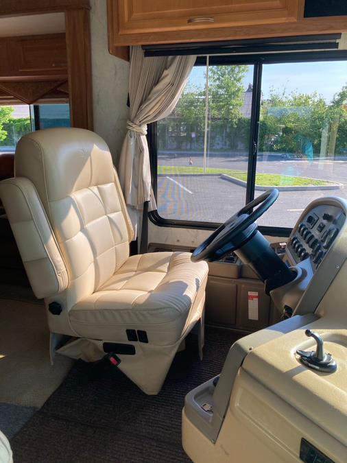 2007 NATIONAL TROPICAL 340, available for sale in Bronx, New York | Carwink USA. Bronx, New York 2007 NATIONAL TROPICAL 340, available for sale in Bronx, New York | Carwink USA. Bronx, New York