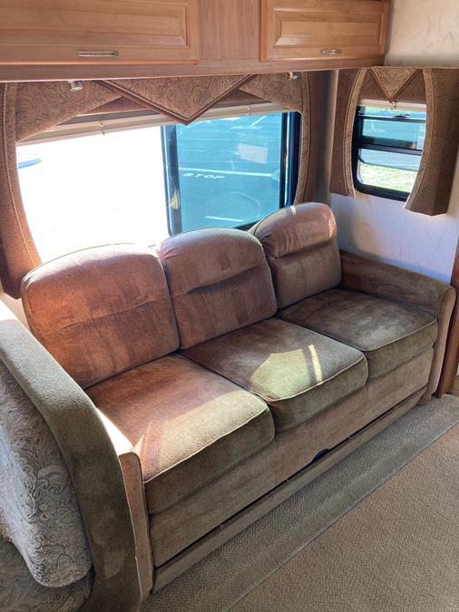 2007 NATIONAL TROPICAL 340, available for sale in Bronx, New York | Carwink USA. Bronx, New York 2007 NATIONAL TROPICAL 340, available for sale in Bronx, New York | Carwink USA. Bronx, New York
