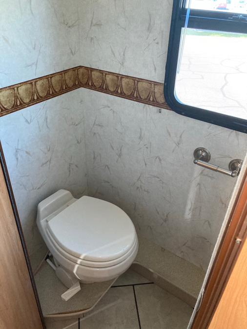 2007 NATIONAL TROPICAL 340, available for sale in Bronx, New York | Carwink USA. Bronx, New York 2007 NATIONAL TROPICAL 340, available for sale in Bronx, New York | Carwink USA. Bronx, New York