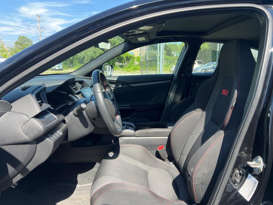 2018 Honda Civic Si Sedan Manual w/High Performance Tires, available for sale in Milford, Connecticut | Dealertown Auto Wholesalers. Milford, Connecticut 2018 Honda Civic Si Sedan Manual w/High Performance Tires, available for sale in Milford, Connecticut | Dealertown Auto Wholesalers. Milford, Connecticut
