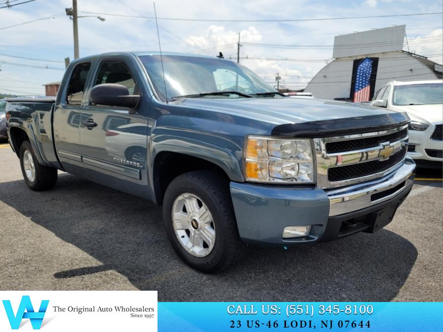 Used 2010 Chevrolet Silverado 1500 in Lodi, New Jersey | AW Auto & Truck Wholesalers, Inc. Lodi, New Jersey