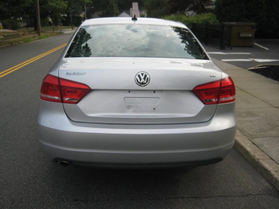 2013 Volkswagen Passat SE PZEV 4dr Sedan 6A, available for sale in Massapequa, New York | Rite Choice Auto Inc.. Massapequa, New York 2013 Volkswagen Passat SE PZEV 4dr Sedan 6A, available for sale in Massapequa, New York | Rite Choice Auto Inc.. Massapequa, New York