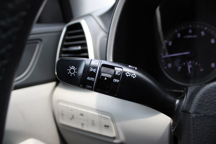 2021 Hyundai Tucson Limited AWD, available for sale in Irvington, New Jersey | NJ Used Cars Center. Irvington, New Jersey 2021 Hyundai Tucson Limited AWD, available for sale in Irvington, New Jersey | NJ Used Cars Center. Irvington, New Jersey