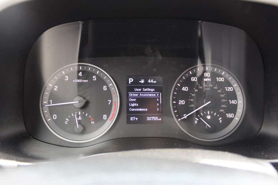 2021 Hyundai Tucson Limited AWD, available for sale in Irvington, New Jersey | NJ Used Cars Center. Irvington, New Jersey 2021 Hyundai Tucson Limited AWD, available for sale in Irvington, New Jersey | NJ Used Cars Center. Irvington, New Jersey