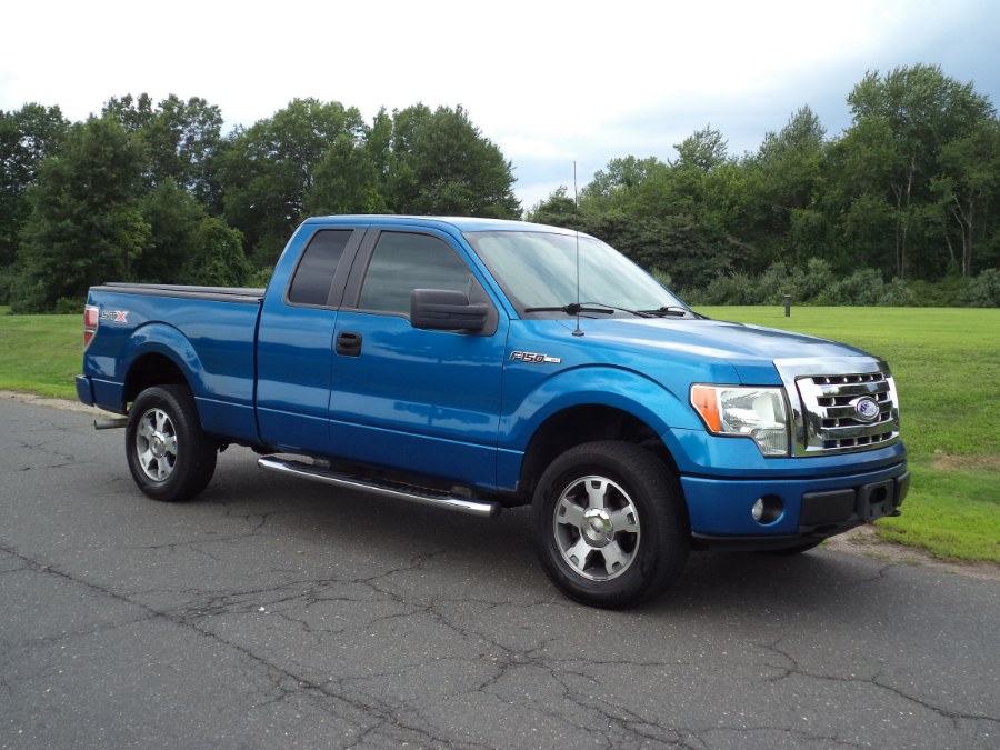 Used 2009 Ford F-150  STX 4X4 in Berlin, Connecticut | International Motorcars llc. Berlin, Connecticut