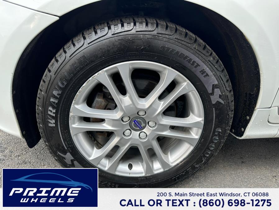 2016 Volvo XC60 AWD 4dr T5 Platinum, available for sale in East Windsor, Connecticut | Prime Wheels. East Windsor, Connecticut 2016 Volvo XC60 AWD 4dr T5 Platinum, available for sale in East Windsor, Connecticut | Prime Wheels. East Windsor, Connecticut