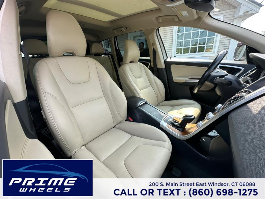 2016 Volvo XC60 AWD 4dr T5 Platinum, available for sale in East Windsor, Connecticut | Prime Wheels. East Windsor, Connecticut 2016 Volvo XC60 AWD 4dr T5 Platinum, available for sale in East Windsor, Connecticut | Prime Wheels. East Windsor, Connecticut
