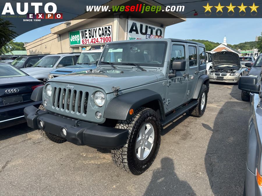 Used 2015 Jeep Wrangler Unlimited in Huntington, New York | Auto Expo. Huntington, New York