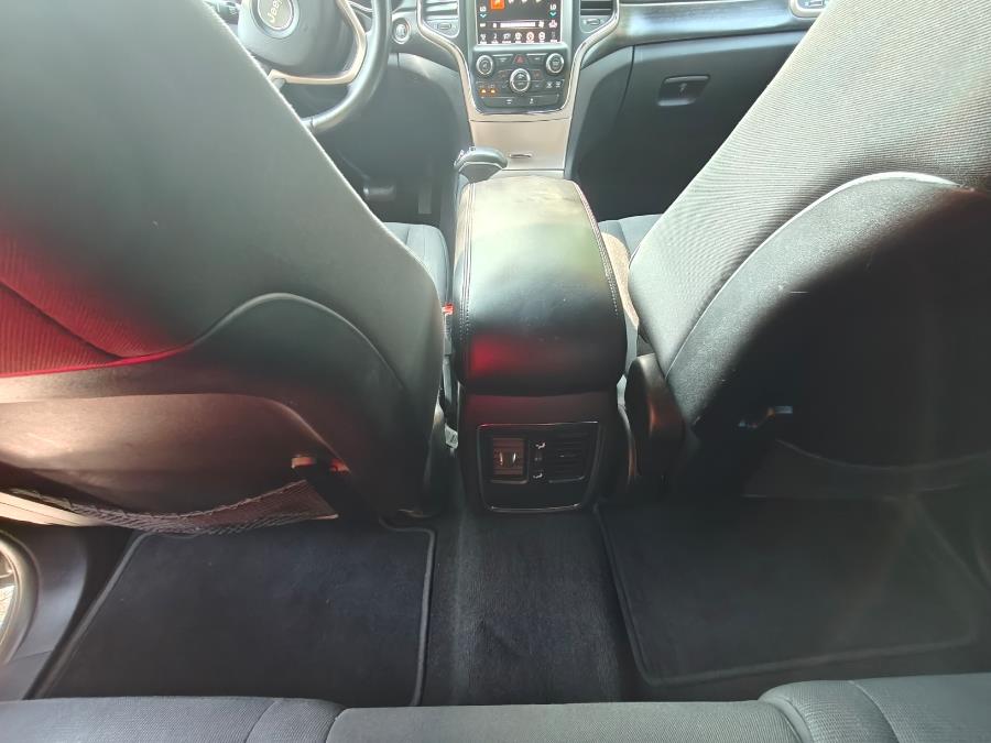 2014 Jeep Grand Cherokee 4WD 4dr Laredo, available for sale in South Windsor, Connecticut | Fancy Rides LLC. South Windsor, Connecticut 2014 Jeep Grand Cherokee 4WD 4dr Laredo, available for sale in South Windsor, Connecticut | Fancy Rides LLC. South Windsor, Connecticut