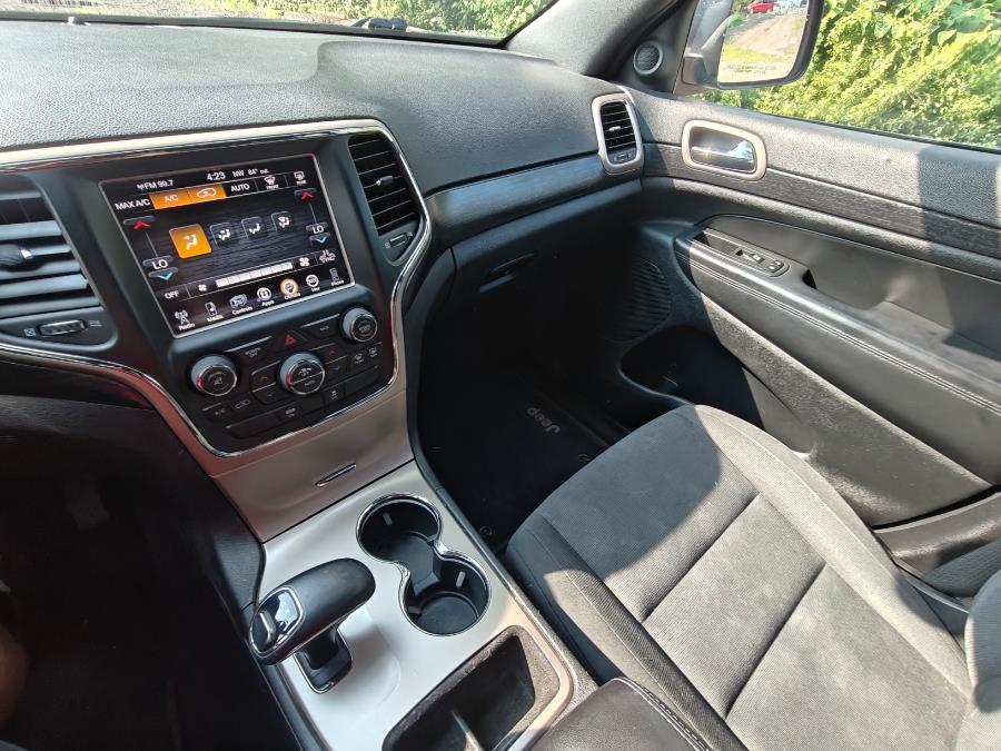 2014 Jeep Grand Cherokee 4WD 4dr Laredo, available for sale in South Windsor, Connecticut | Fancy Rides LLC. South Windsor, Connecticut 2014 Jeep Grand Cherokee 4WD 4dr Laredo, available for sale in South Windsor, Connecticut | Fancy Rides LLC. South Windsor, Connecticut