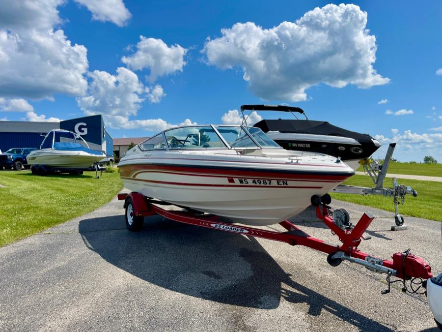 1998 Chaparral 1830 SS, available for sale in Darien, Wisconsin | Geneva Motor Cars. Darien, Wisconsin