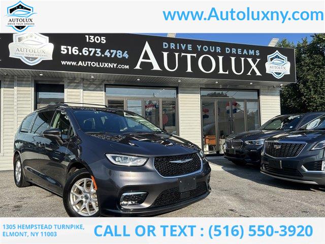 Used 2022 Chrysler Pacifica in Elmont, New York | Auto Lux. Elmont, New York