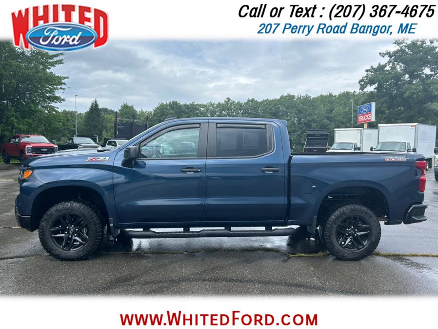 Used 2022 Chevrolet Silverado 1500 Custom Trail Boss with VIN 3GCUDCET3NG555733 for sale in Bangor, ME