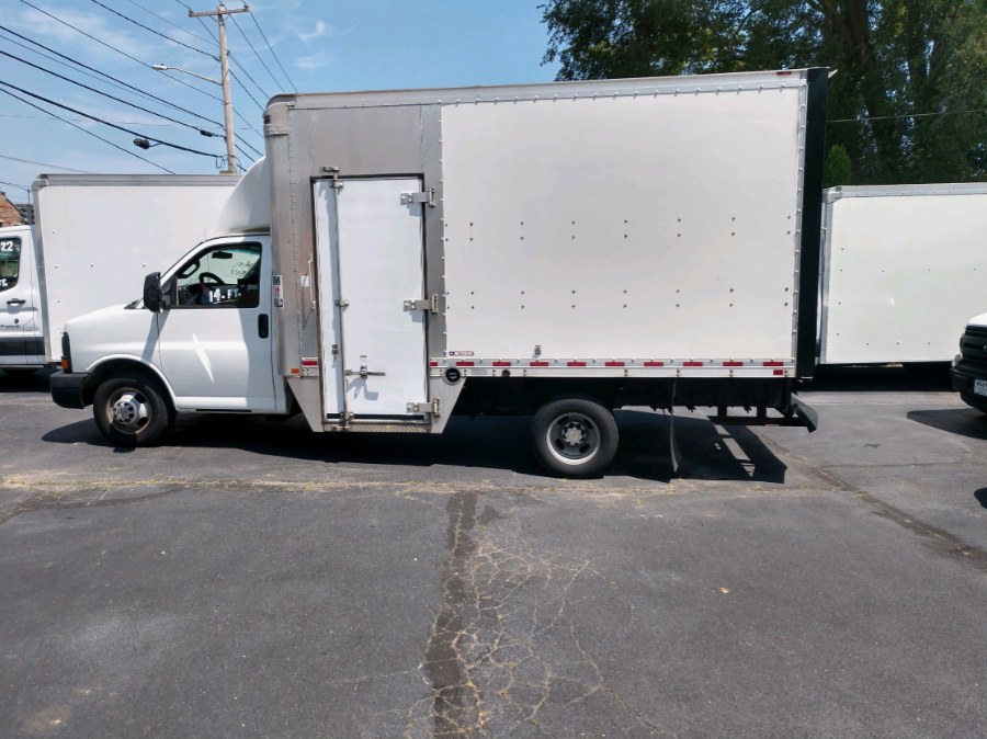 Used 2016 Chevrolet EXPRESS 3500 14FT BOX TRUCK in COPIAGUE, New York | Warwick Auto Sales Inc. COPIAGUE, New York