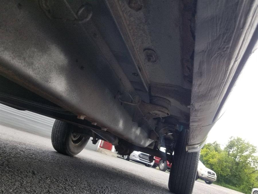 1996 GMC Sierra 1500 SLE 2dr K1500 4WD Extended Cab SB, available for sale in Wolcott, New York | Auto Hunter CNY. Wolcott, New York 1996 GMC Sierra 1500 SLE 2dr K1500 4WD Extended Cab SB, available for sale in Wolcott, New York | Auto Hunter CNY. Wolcott, New York
