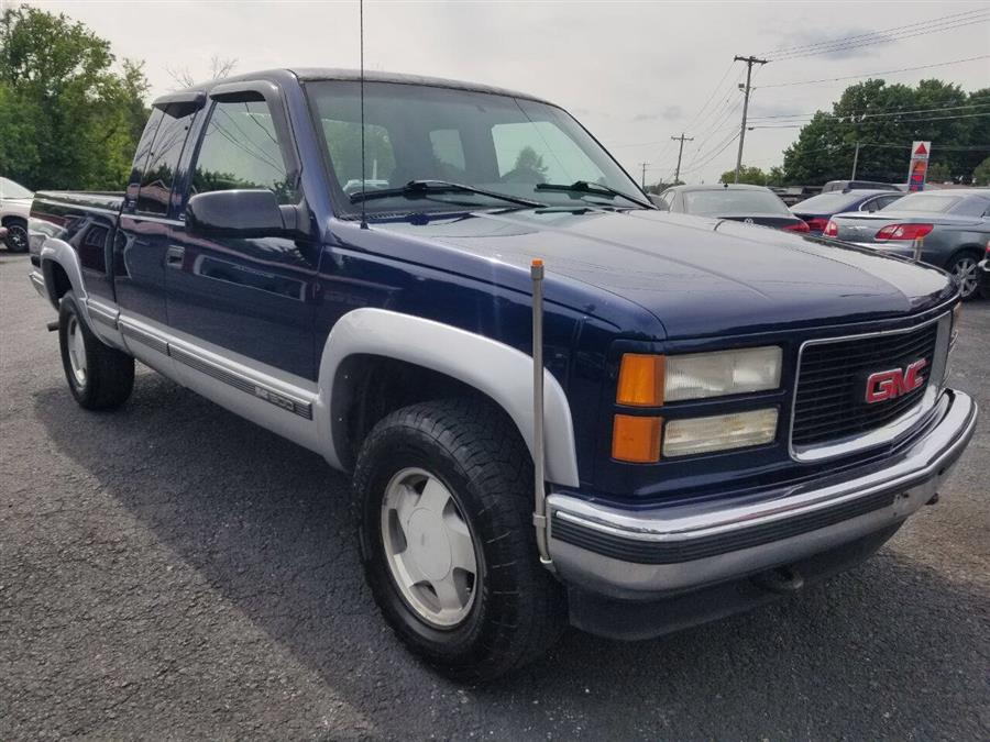 1996 GMC Sierra 1500 SLE 2dr K1500 4WD Extended Cab SB, available for sale in Wolcott, New York | Auto Hunter CNY. Wolcott, New York 1996 GMC Sierra 1500 SLE 2dr K1500 4WD Extended Cab SB, available for sale in Wolcott, New York | Auto Hunter CNY. Wolcott, New York