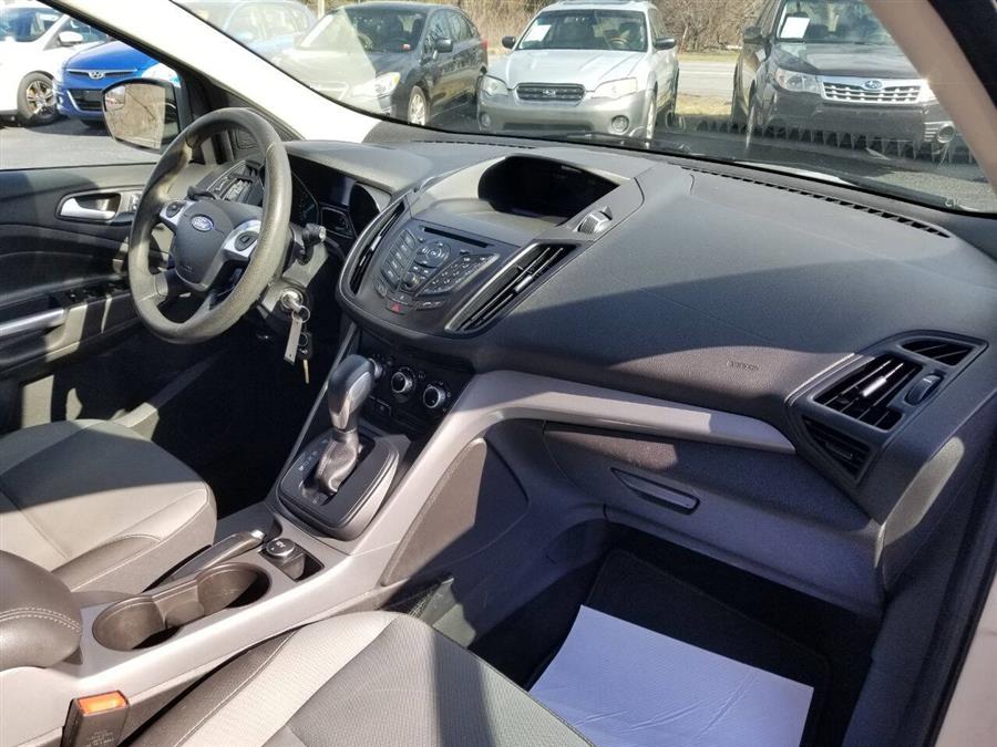 2014 Ford Escape SE AWD 4dr SUV, available for sale in Wolcott, New York | Auto Hunter CNY. Wolcott, New York 2014 Ford Escape SE AWD 4dr SUV, available for sale in Wolcott, New York | Auto Hunter CNY. Wolcott, New York
