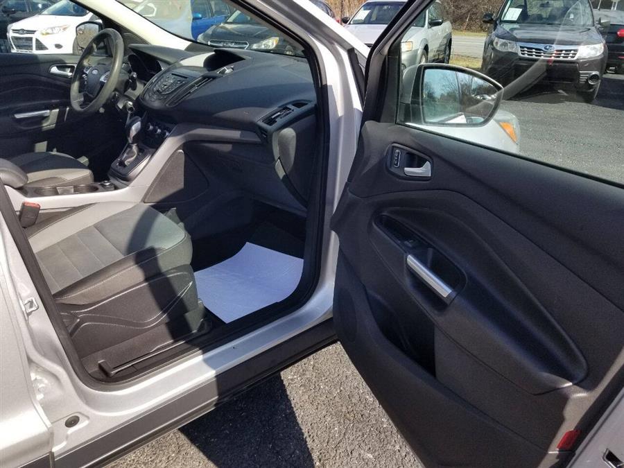 2014 Ford Escape SE AWD 4dr SUV, available for sale in Wolcott, New York | Auto Hunter CNY. Wolcott, New York 2014 Ford Escape SE AWD 4dr SUV, available for sale in Wolcott, New York | Auto Hunter CNY. Wolcott, New York