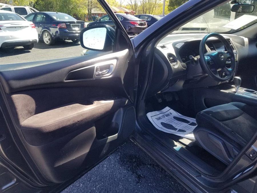 2014 Nissan Pathfinder S 4dr SUV, available for sale in Wolcott, New York | Auto Hunter CNY. Wolcott, New York 2014 Nissan Pathfinder S 4dr SUV, available for sale in Wolcott, New York | Auto Hunter CNY. Wolcott, New York