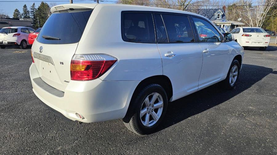 2008 Toyota Highlander Base AWD 4dr SUV, available for sale in Wolcott, New York | Auto Hunter CNY. Wolcott, New York 2008 Toyota Highlander Base AWD 4dr SUV, available for sale in Wolcott, New York | Auto Hunter CNY. Wolcott, New York