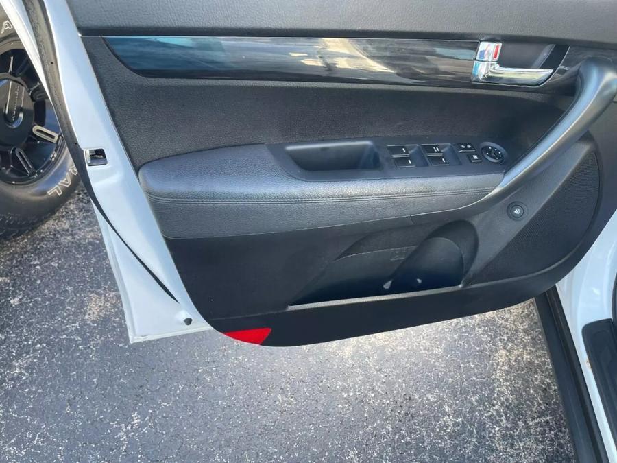 2013 Kia Sorento LX Sport Utility 4D, available for sale in Wolcott, New York | Auto Hunter CNY. Wolcott, New York 2013 Kia Sorento LX Sport Utility 4D, available for sale in Wolcott, New York | Auto Hunter CNY. Wolcott, New York