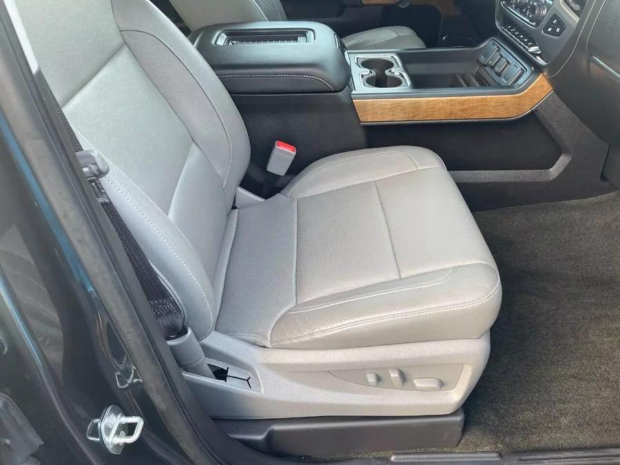 2017 Chevrolet Silverado 1500 Crew Cab Z71 LTZ Pickup 4D 5 3/4 ft, available for sale in Wolcott, New York | Auto Hunter CNY. Wolcott, New York 2017 Chevrolet Silverado 1500 Crew Cab Z71 LTZ Pickup 4D 5 3/4 ft, available for sale in Wolcott, New York | Auto Hunter CNY. Wolcott, New York