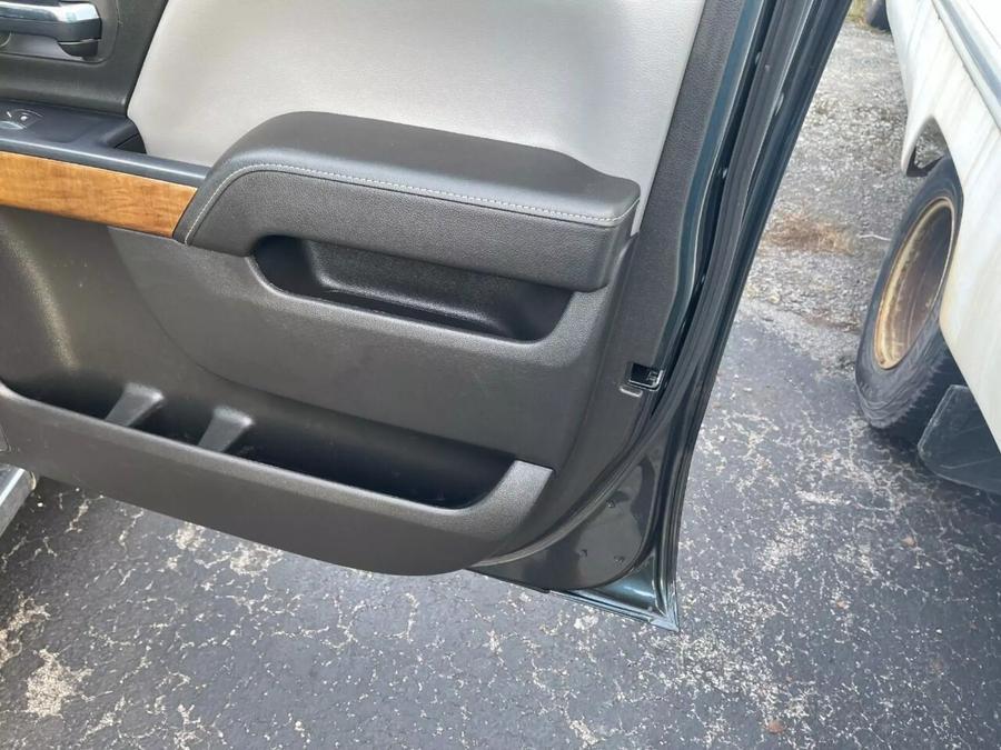 2017 Chevrolet Silverado 1500 Crew Cab Z71 LTZ Pickup 4D 5 3/4 ft, available for sale in Wolcott, New York | Auto Hunter CNY. Wolcott, New York 2017 Chevrolet Silverado 1500 Crew Cab Z71 LTZ Pickup 4D 5 3/4 ft, available for sale in Wolcott, New York | Auto Hunter CNY. Wolcott, New York