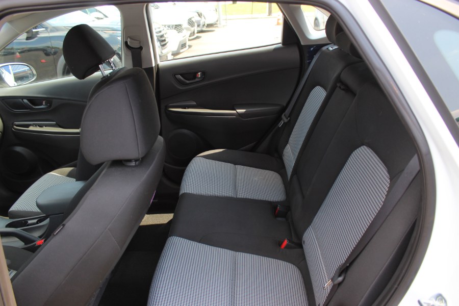 2021 Hyundai Kona SE Auto AWD, available for sale in Irvington, New Jersey | NJ Used Cars Center. Irvington, New Jersey 2021 Hyundai Kona SE Auto AWD, available for sale in Irvington, New Jersey | NJ Used Cars Center. Irvington, New Jersey
