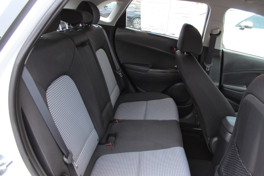 2021 Hyundai Kona SE Auto AWD, available for sale in Irvington, New Jersey | NJ Used Cars Center. Irvington, New Jersey 2021 Hyundai Kona SE Auto AWD, available for sale in Irvington, New Jersey | NJ Used Cars Center. Irvington, New Jersey