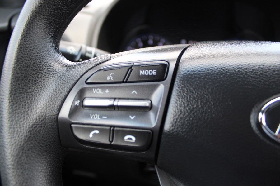 2021 Hyundai Kona SE Auto AWD, available for sale in Irvington, New Jersey | NJ Used Cars Center. Irvington, New Jersey 2021 Hyundai Kona SE Auto AWD, available for sale in Irvington, New Jersey | NJ Used Cars Center. Irvington, New Jersey
