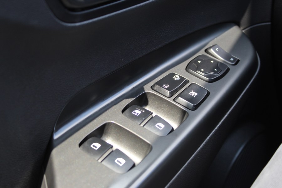 2021 Hyundai Kona SE Auto AWD, available for sale in Irvington, New Jersey | NJ Used Cars Center. Irvington, New Jersey 2021 Hyundai Kona SE Auto AWD, available for sale in Irvington, New Jersey | NJ Used Cars Center. Irvington, New Jersey