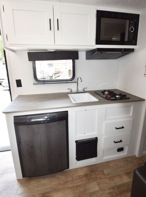 2021 KEYSTONE HIDEOUT 175BH, available for sale in Wolcott, New York | Auto Hunter CNY. Wolcott, New York 2021 KEYSTONE HIDEOUT 175BH, available for sale in Wolcott, New York | Auto Hunter CNY. Wolcott, New York