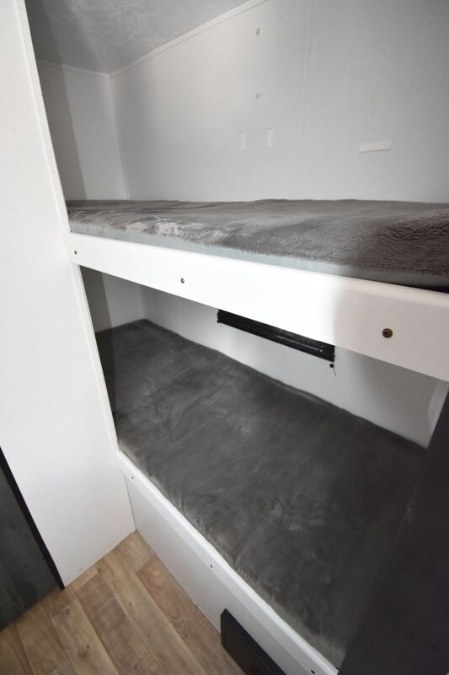 2021 KEYSTONE HIDEOUT 175BH, available for sale in Wolcott, New York | Auto Hunter CNY. Wolcott, New York 2021 KEYSTONE HIDEOUT 175BH, available for sale in Wolcott, New York | Auto Hunter CNY. Wolcott, New York
