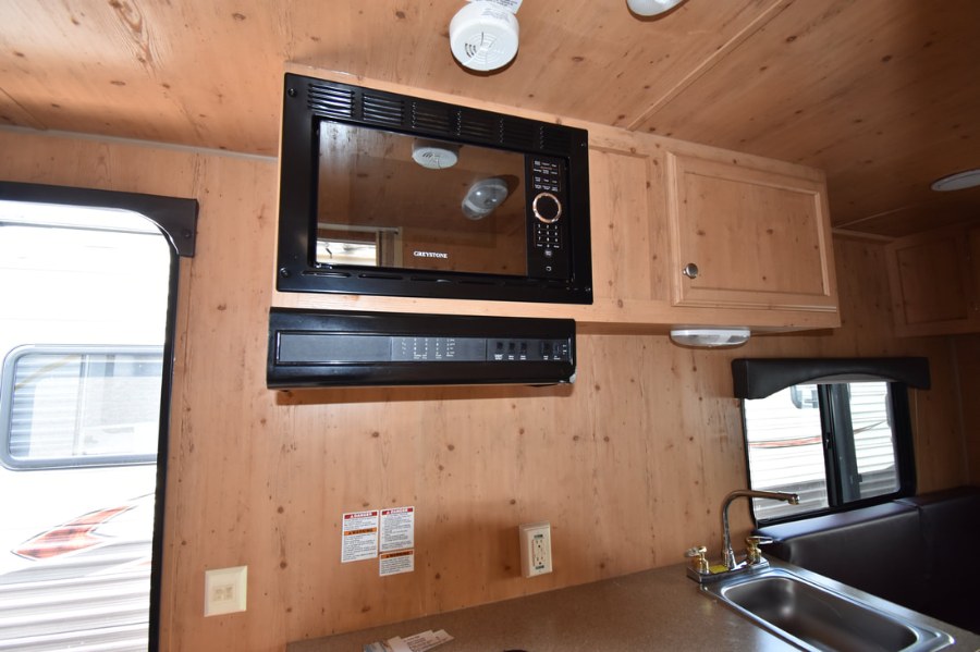 2016 SUNSET PARK RV SUN-LITE 19RD, available for sale in Wolcott, New York | Auto Hunter CNY. Wolcott, New York 2016 SUNSET PARK RV SUN-LITE 19RD, available for sale in Wolcott, New York | Auto Hunter CNY. Wolcott, New York