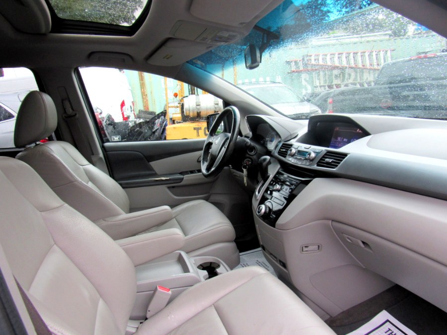 2011 Honda Odyssey 5dr EX-L, available for sale in Paterson, New Jersey | MFG Prestige Auto Group. Paterson, New Jersey 2011 Honda Odyssey 5dr EX-L, available for sale in Paterson, New Jersey | MFG Prestige Auto Group. Paterson, New Jersey