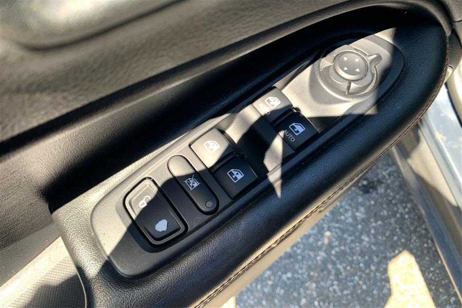 2018 Jeep Compass Limited 4x4, available for sale in Lindenhurst, New York | Power Motor Group. Lindenhurst, New York 2018 Jeep Compass Limited 4x4, available for sale in Lindenhurst, New York | Power Motor Group. Lindenhurst, New York