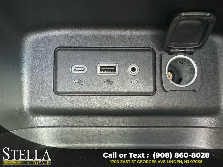 2021 Chevrolet Equinox LT 4x4 4dr SUV w/1LT, available for sale in Linden, New Jersey | Stella Auto Sales. Linden, New Jersey 2021 Chevrolet Equinox LT 4x4 4dr SUV w/1LT, available for sale in Linden, New Jersey | Stella Auto Sales. Linden, New Jersey