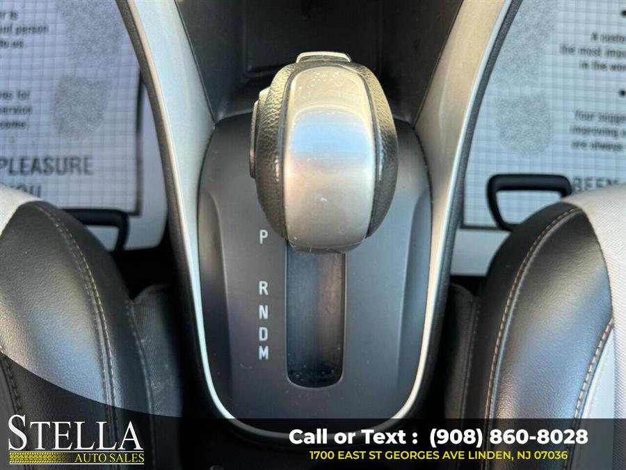 2021 Chevrolet Trax LT AWD 4dr Crossover, available for sale in Linden, New Jersey | Stella Auto Sales. Linden, New Jersey 2021 Chevrolet Trax LT AWD 4dr Crossover, available for sale in Linden, New Jersey | Stella Auto Sales. Linden, New Jersey
