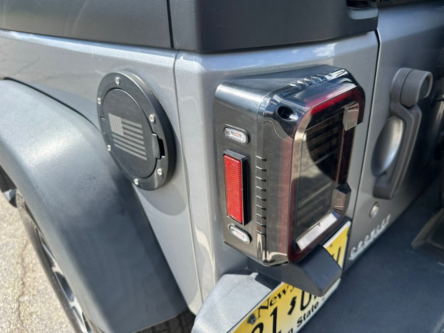 2015 Jeep Wrangler Unlimited 4WD 4dr Sport, available for sale in Lyndhurst, New Jersey | Cars With Deals. Lyndhurst, New Jersey 2015 Jeep Wrangler Unlimited 4WD 4dr Sport, available for sale in Lyndhurst, New Jersey | Cars With Deals. Lyndhurst, New Jersey