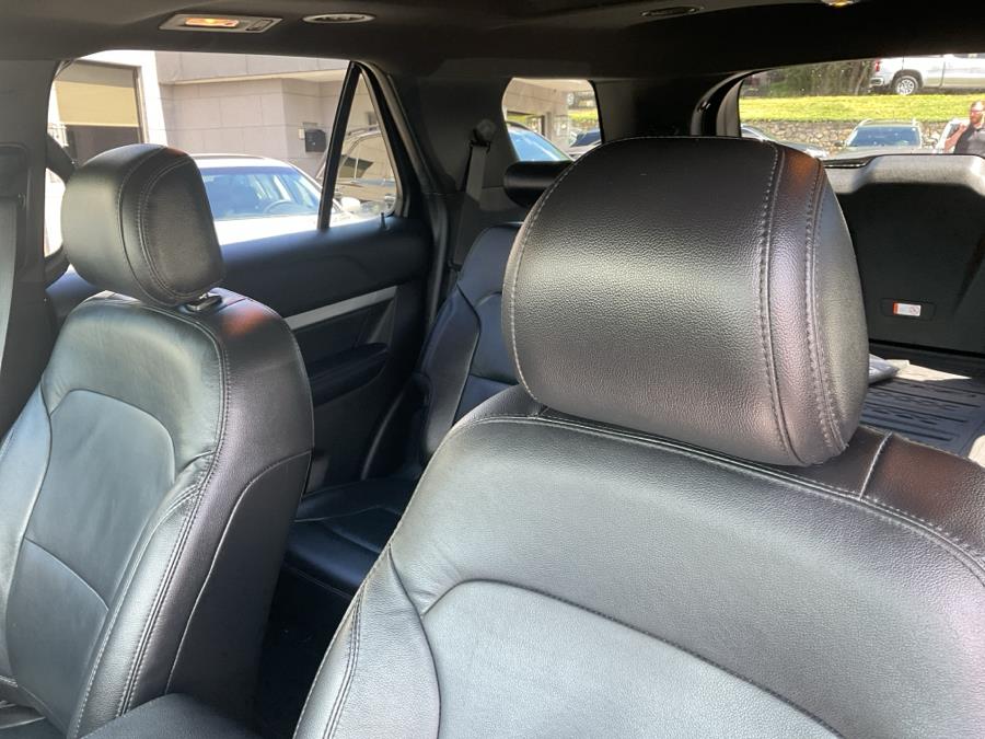 2017 Ford Explorer XLT 4WD, available for sale in Waterbury, Connecticut | Jim Juliani Motors. Waterbury, Connecticut 2017 Ford Explorer XLT 4WD, available for sale in Waterbury, Connecticut | Jim Juliani Motors. Waterbury, Connecticut