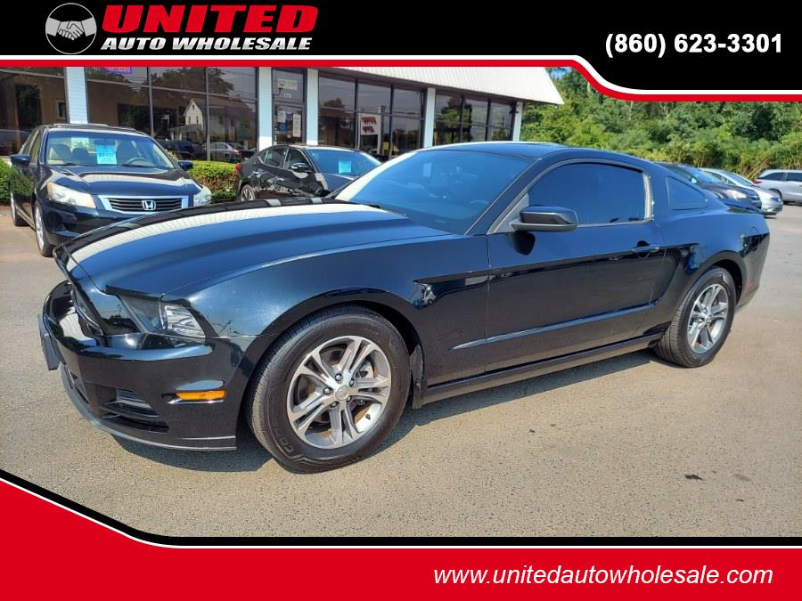 Used Ford Mustang 2dr Cpe V6 2014 | United Auto Sales of E Windsor, Inc. East Windsor, Connecticut