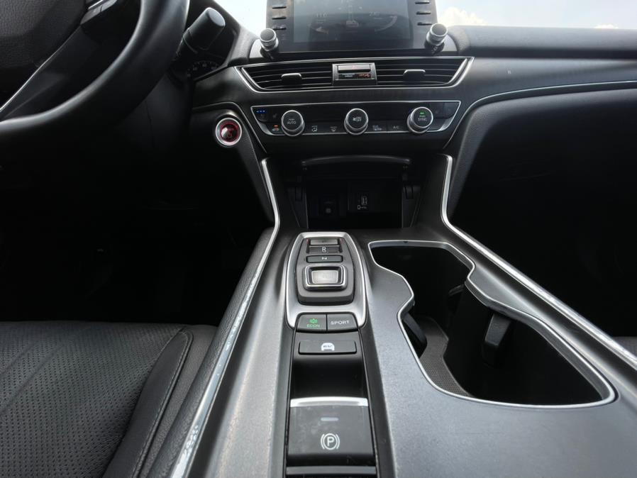 2019 Honda Accord Hybrid Touring Sedan, available for sale in BROOKLYN, New York | Deals on Wheels International Auto. BROOKLYN, New York 2019 Honda Accord Hybrid Touring Sedan, available for sale in BROOKLYN, New York | Deals on Wheels International Auto. BROOKLYN, New York