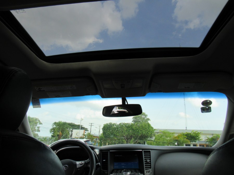 2013 Infiniti FX37 AWD 4dr, available for sale in San Francisco de Macoris Rd, Dominican Republic | Hilario Auto Import. San Francisco de Macoris Rd, Dominican Republic 2013 Infiniti FX37 AWD 4dr, available for sale in San Francisco de Macoris Rd, Dominican Republic | Hilario Auto Import. San Francisco de Macoris Rd, Dominican Republic